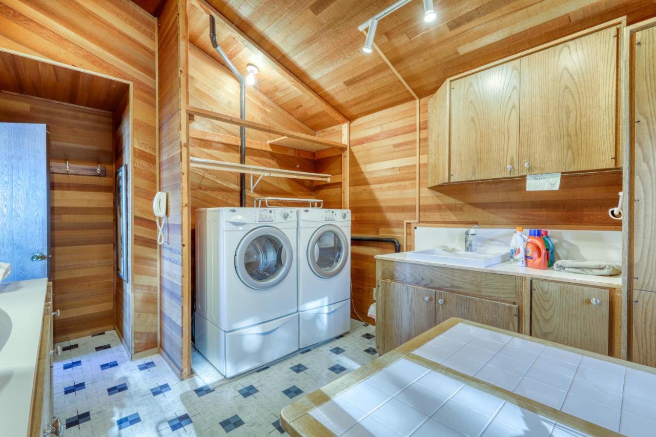 Seascape Lodge Freeland Экстерьер фото