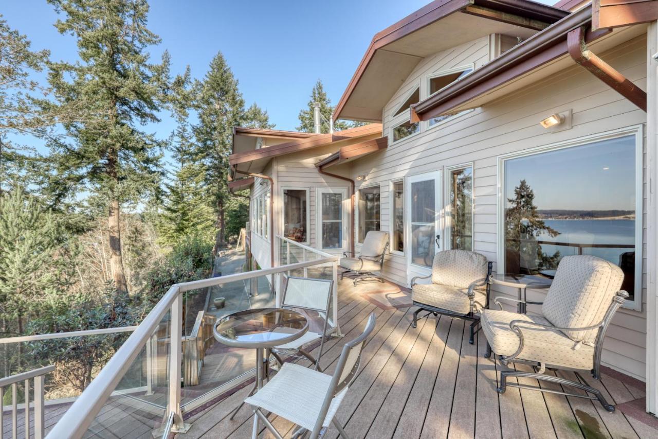 Seascape Lodge Freeland Экстерьер фото